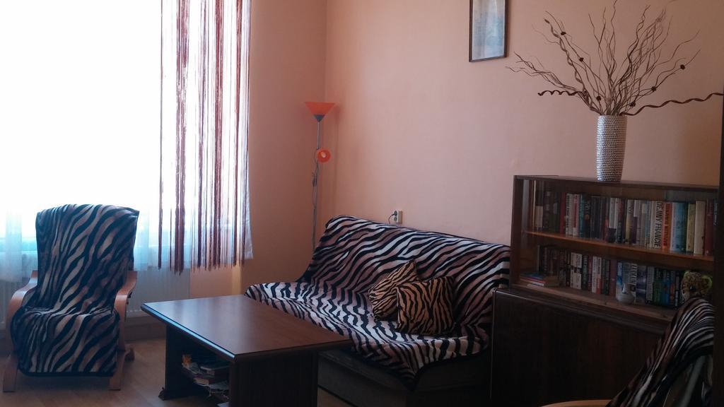 קרלובי וארי Apartment Fairy Tale מראה חיצוני תמונה