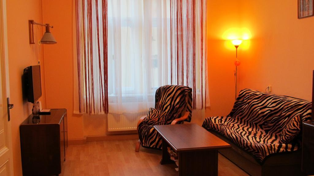 קרלובי וארי Apartment Fairy Tale מראה חיצוני תמונה