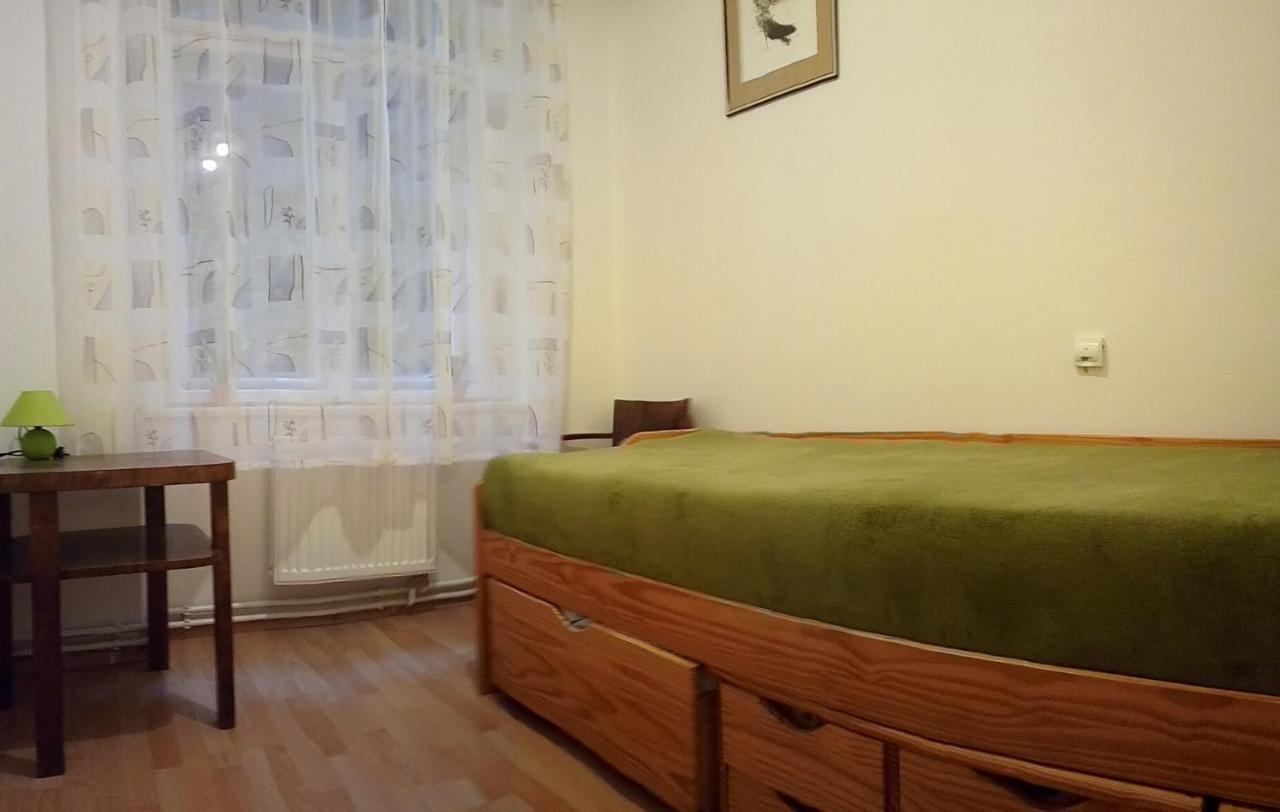 קרלובי וארי Apartment Fairy Tale מראה חיצוני תמונה